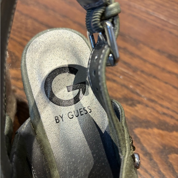 G by Guess Espradille Wedge - Picture 4 of 4